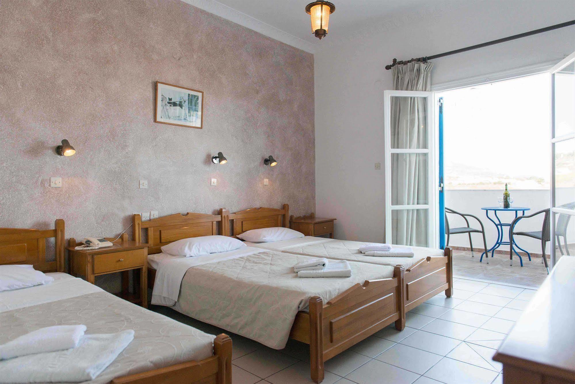 Hotel Olympia Karterados  Extérieur photo