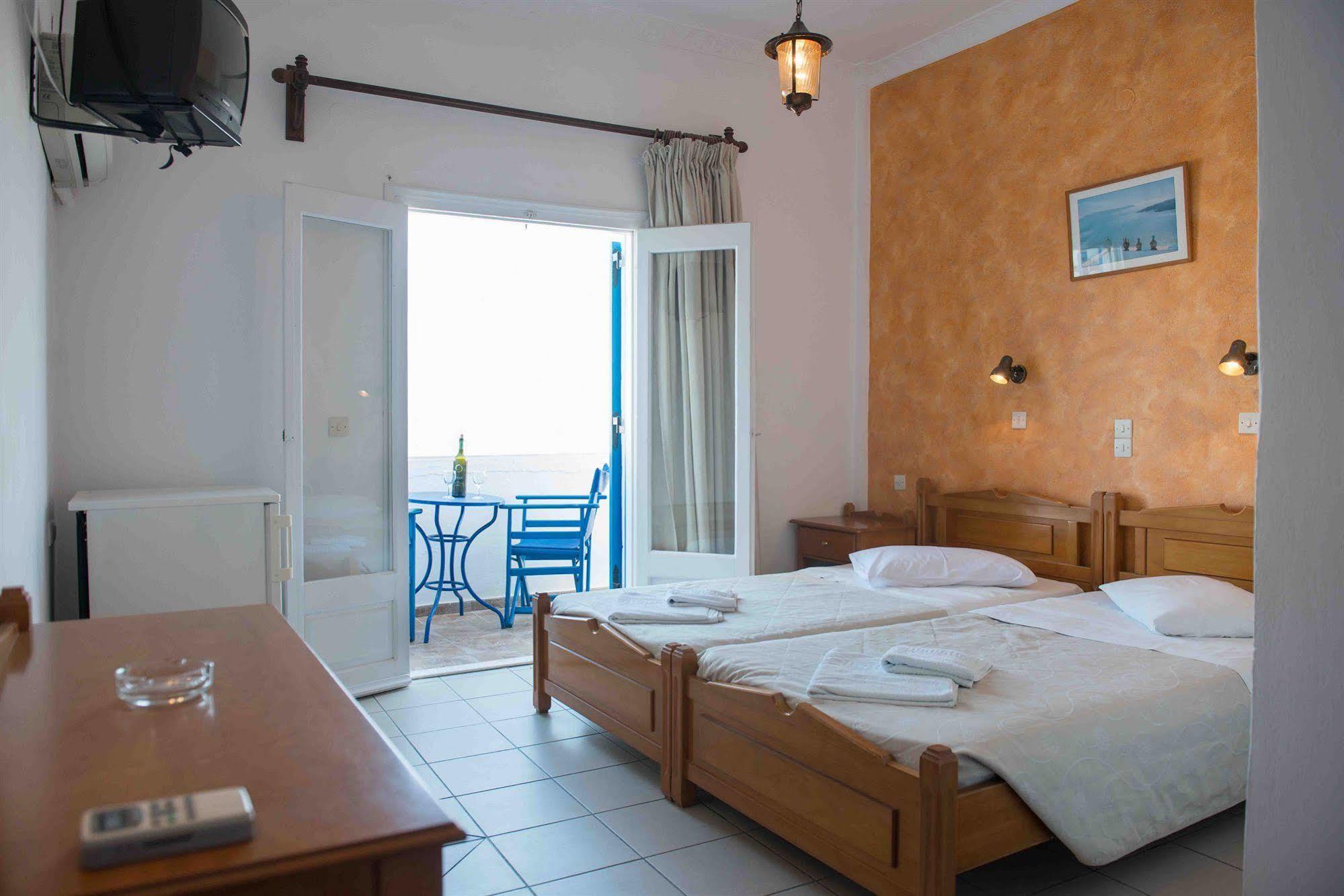 Hotel Olympia Karterados  Extérieur photo